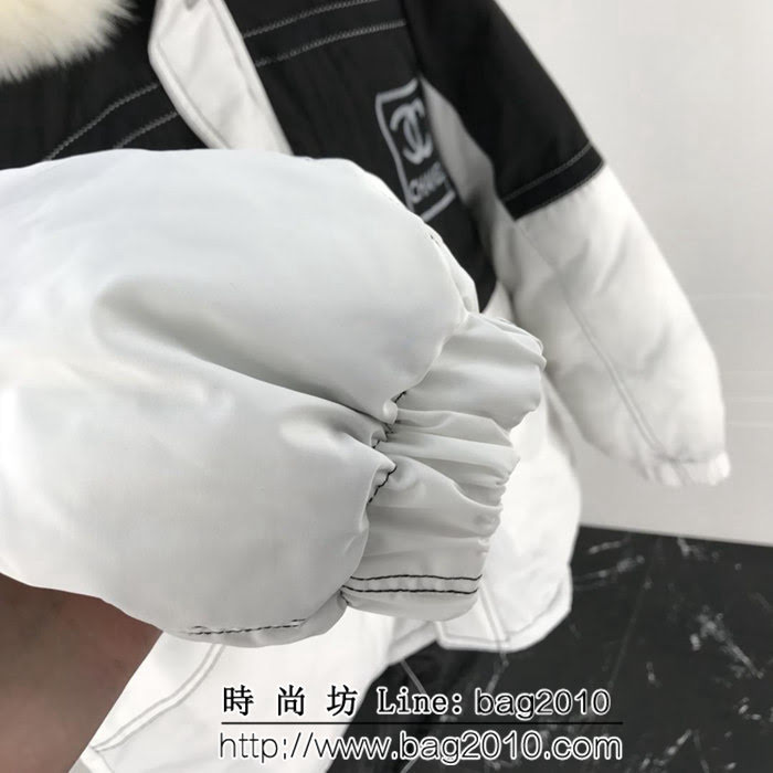 CHANEL香奈兒 18SS小香重工刺繡 撞色毛領 寬鬆版棉服外套 情侶款 ydi1382